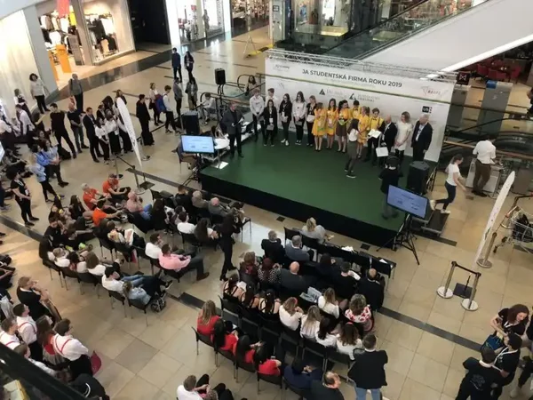 Nejlepší studentské firmy: strojové učení a klíčenky zachraňující životy